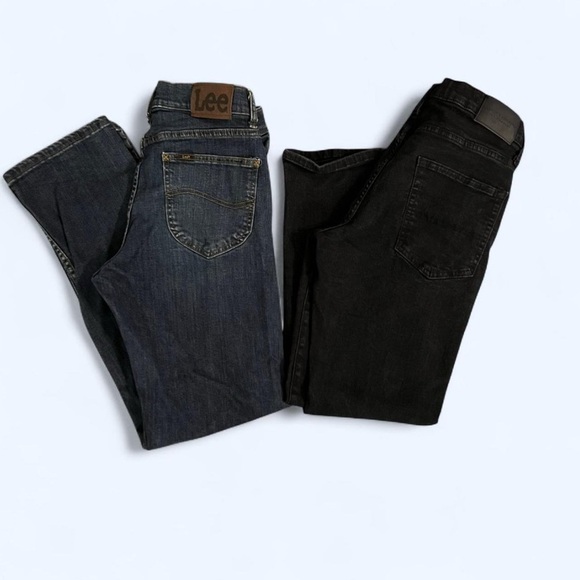 Men’s Small Straight Leg Jeans Bundle – 2 Pairs: LEE + Lucky Brand Jeans - Picture 1 of 8